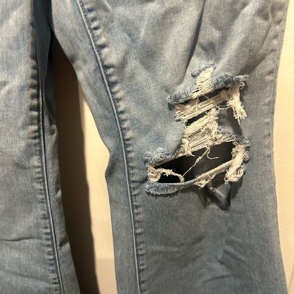 American Eagle Outfitters Light Blue Super High Rise Flare Distressed Jeans - Picture 2 of 7